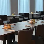Otel Uno Smart Köln Hürth
