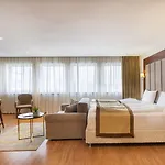 Hotel Uno Smart Koeln 3*