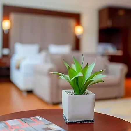 Hotel Uno Smart Koeln 3*