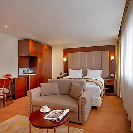 Uno Smart Koeln Hotel 3*