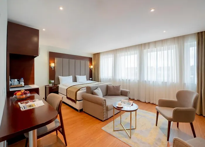 Hotel Uno Smart Koeln 3*