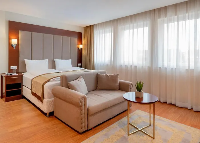 Uno Smart Koeln Hotel 3*